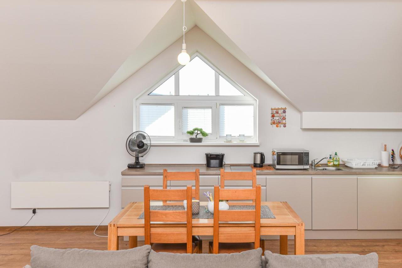 Kotedzai Gulbes Takas Sventojoje Villa Šventoji Buitenkant foto