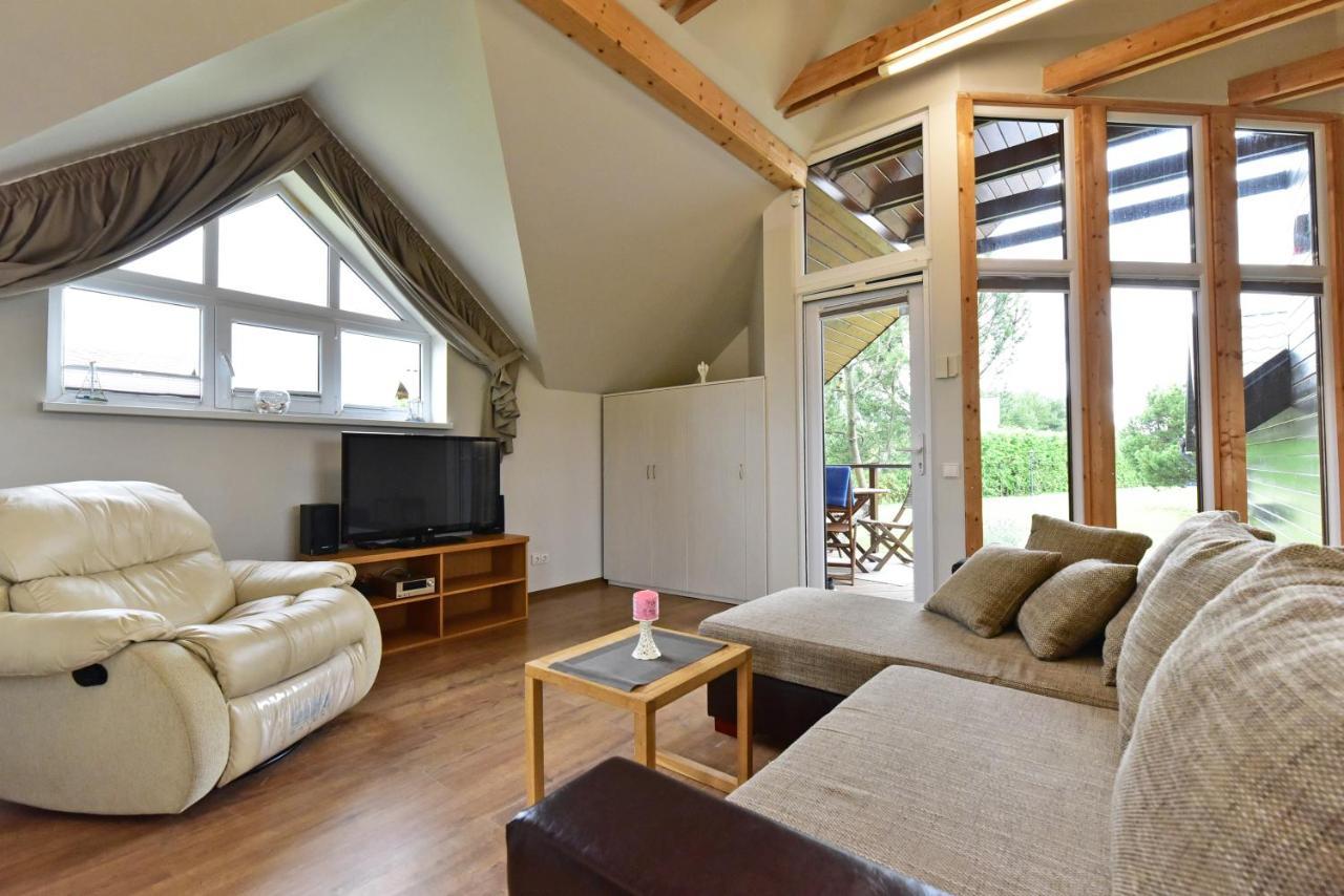Kotedzai Gulbes Takas Sventojoje Villa Šventoji Buitenkant foto