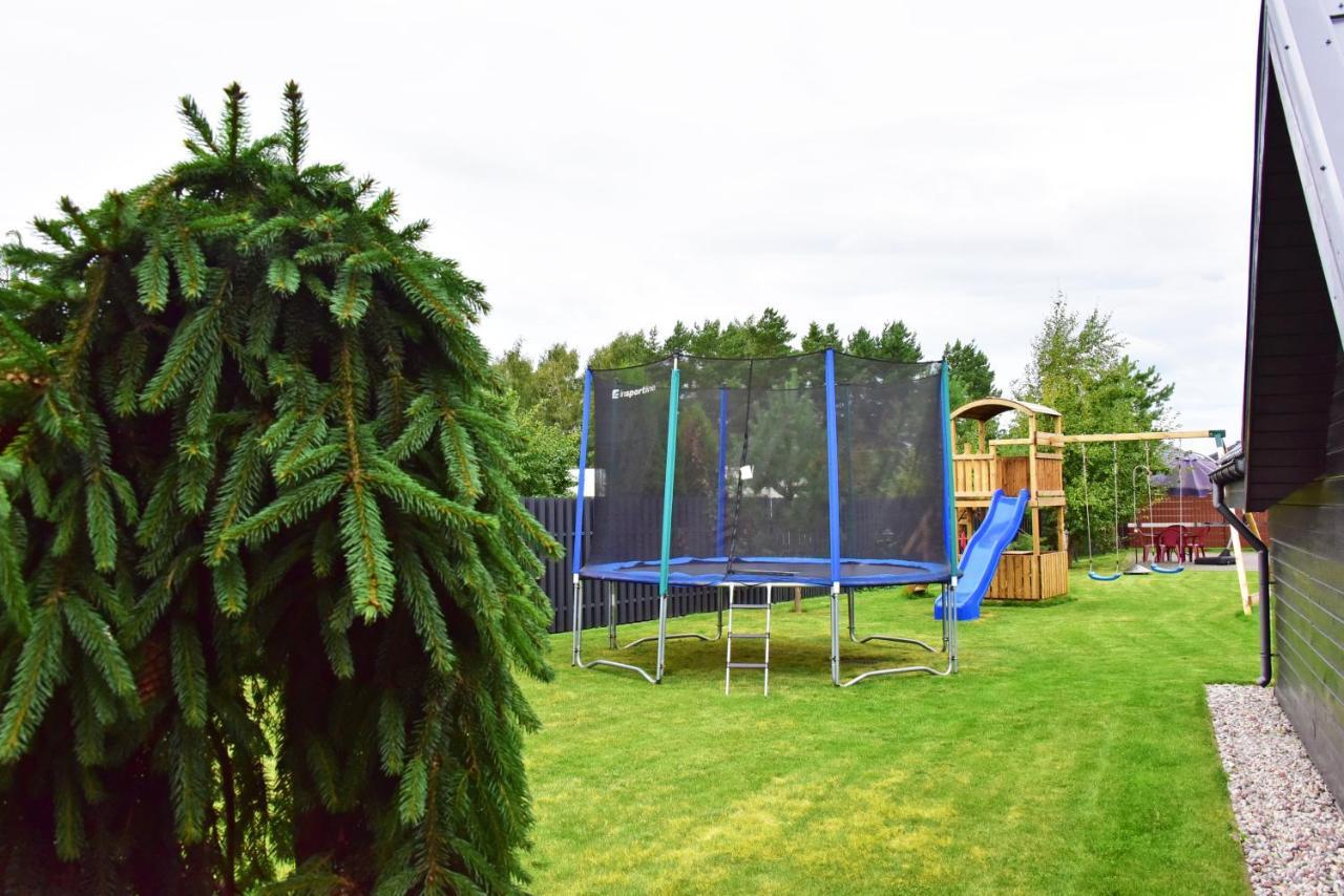Kotedzai Gulbes Takas Sventojoje Villa Šventoji Buitenkant foto